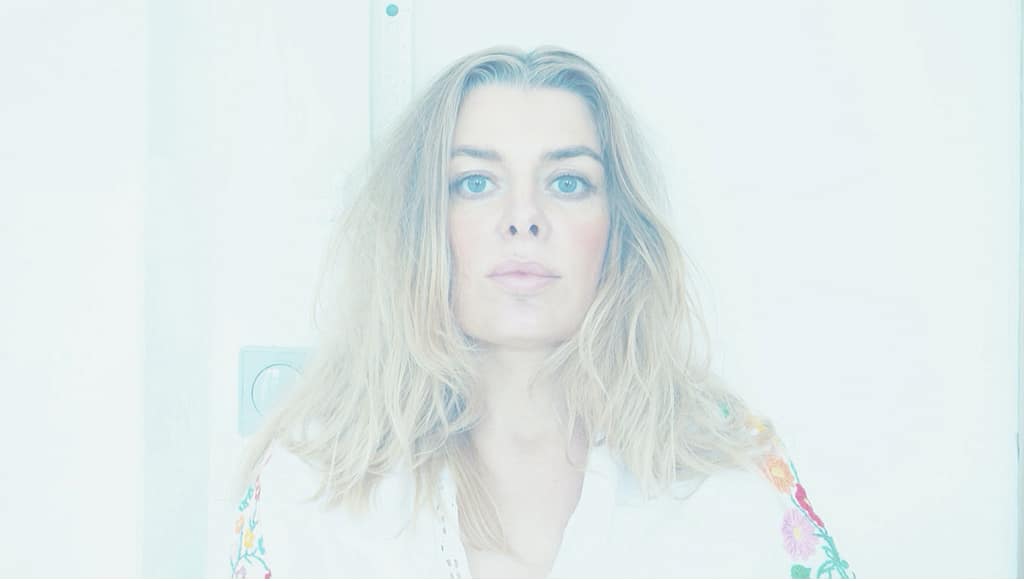 Anne Müller, heu - Musik - und Video-Künstlerin